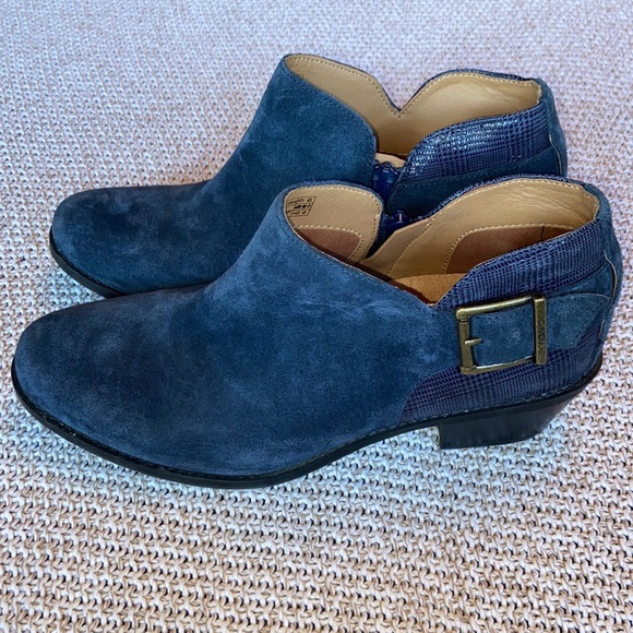 Vionic Felicity Ama Ankle Boot Size 95 